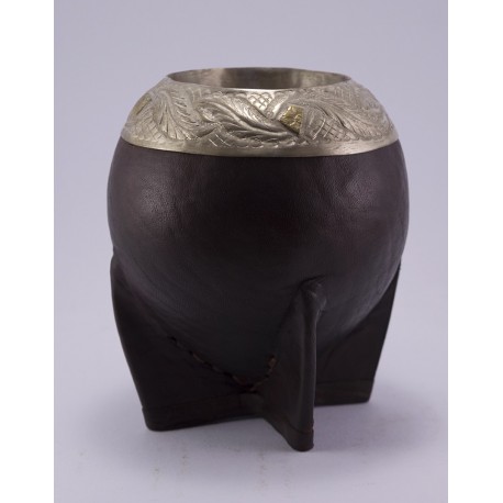 Porongo forrado en cuero