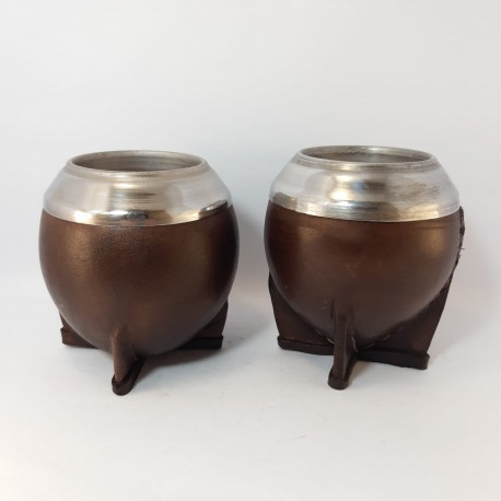 Mate torpedo en cuero